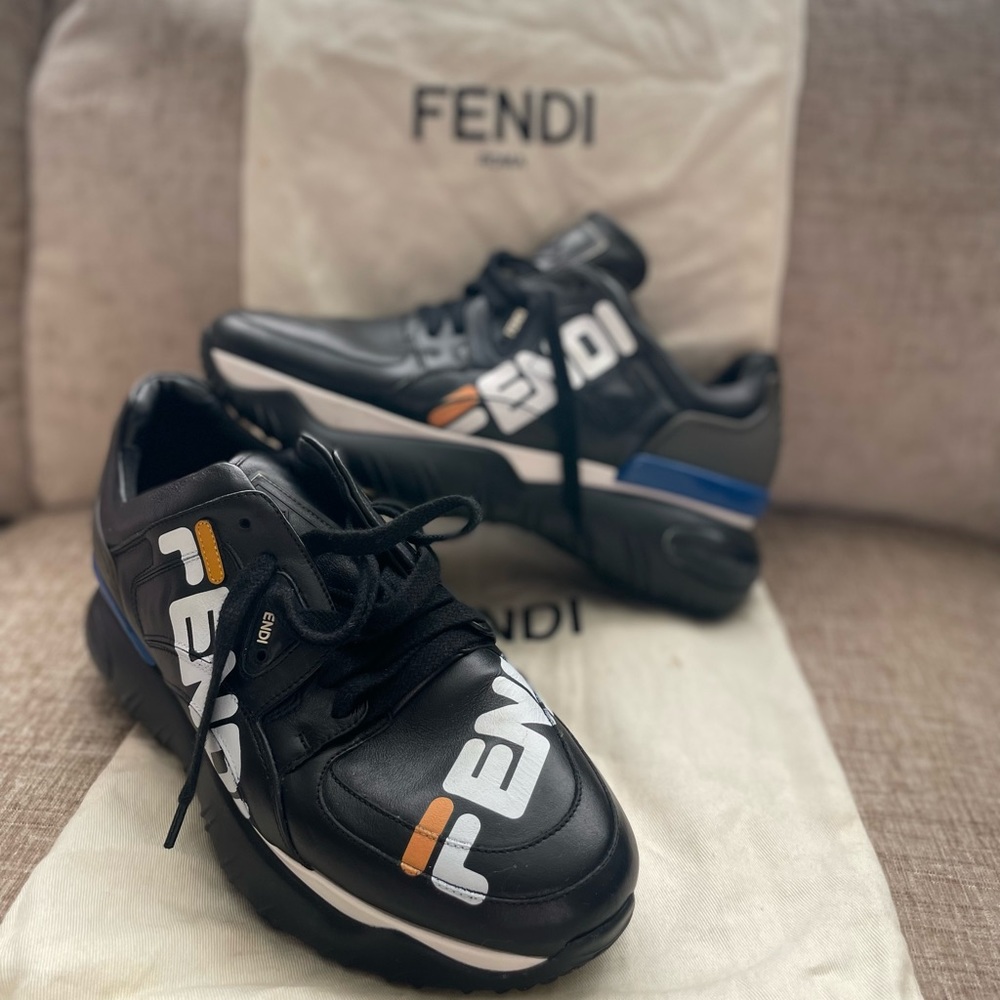 US Men’s Size 8.5 Fendi Sneakers